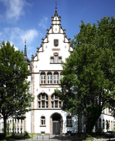 Abbildung des Gerichtsgebäudes